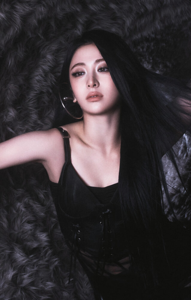 LE SSERAFIMのメンバー、ホ・ユンジン